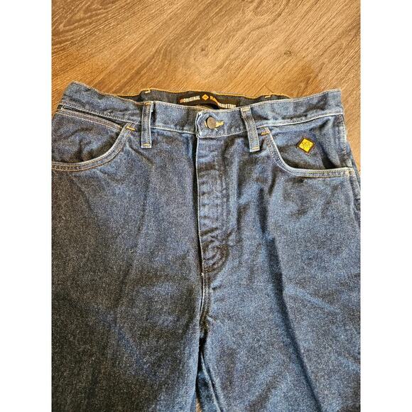 Wrangler Flame Resistant Darkwash Wotk Jeans Cat2 NWOT - Picture 2 of 9